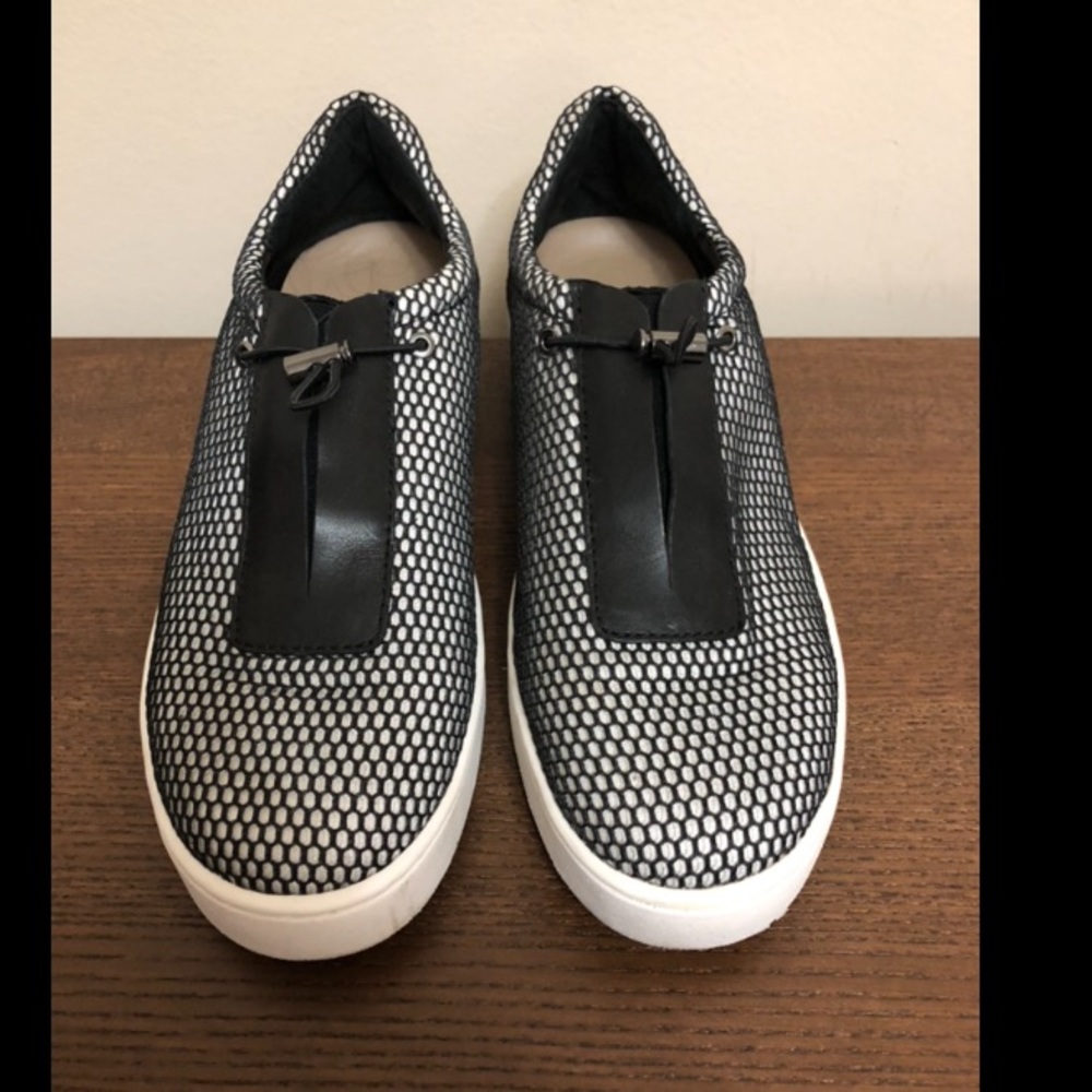 Donald Pliner Camo M3 sneaker 10